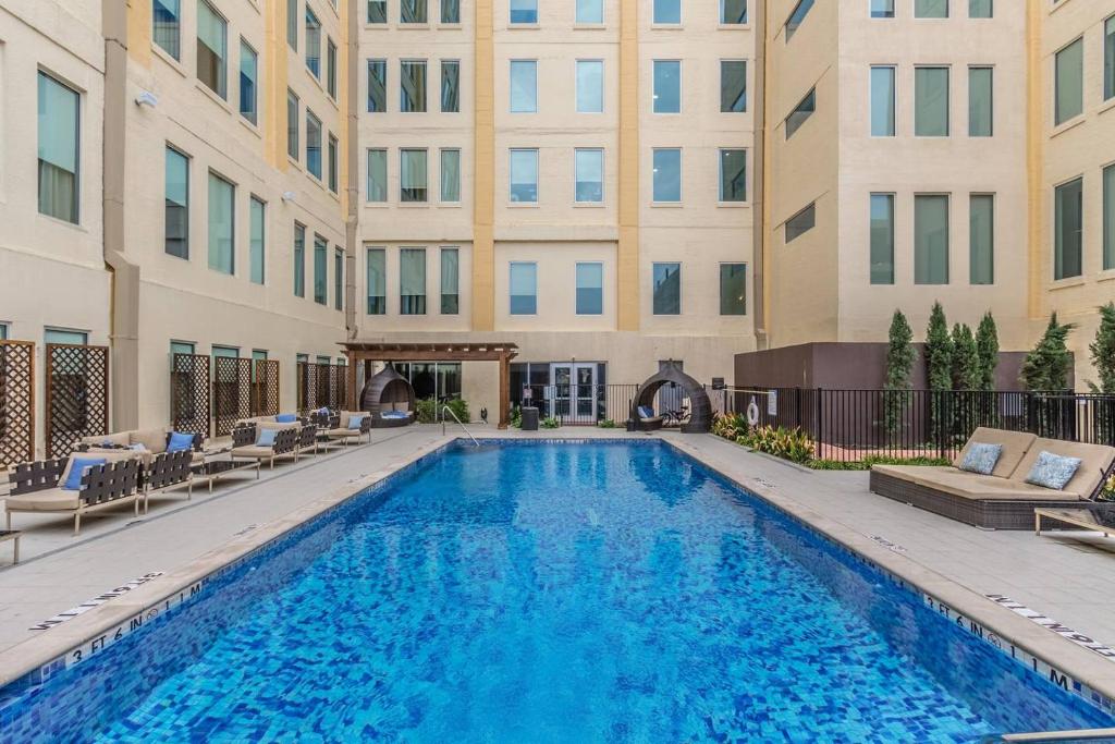 Abode Dallas - Downtown Convention Center