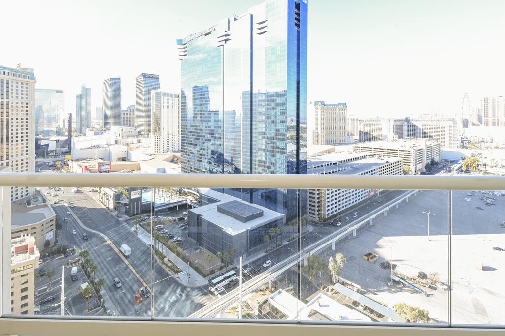  MGM Signature - 3207