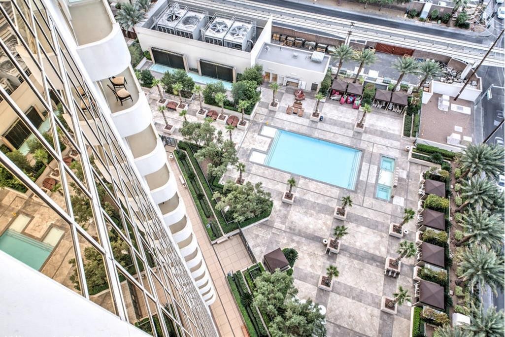 StripViewSuites Two-Bedroom Conjoined Suite at Signature MGM