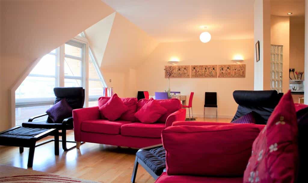 Toothbrush Apartments 5