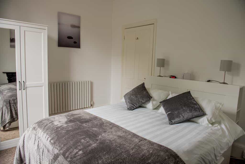 Toothbrush Apartments 3