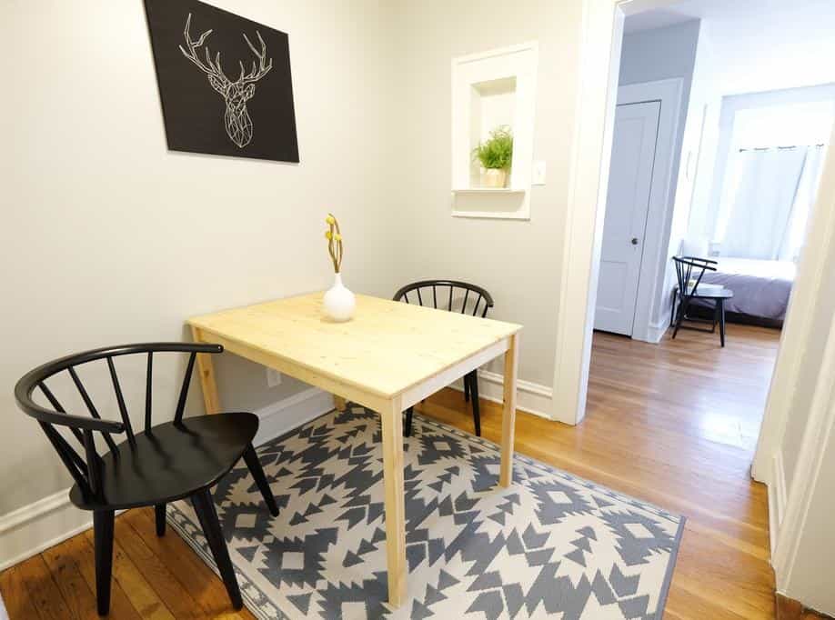 1920s CITY RETREAT SHELTER IN PLACE HERE!