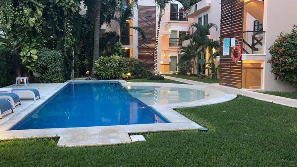 Downtown Apartment 5