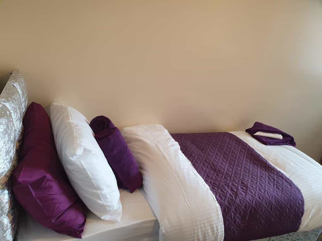 Nottingham Elegant 1