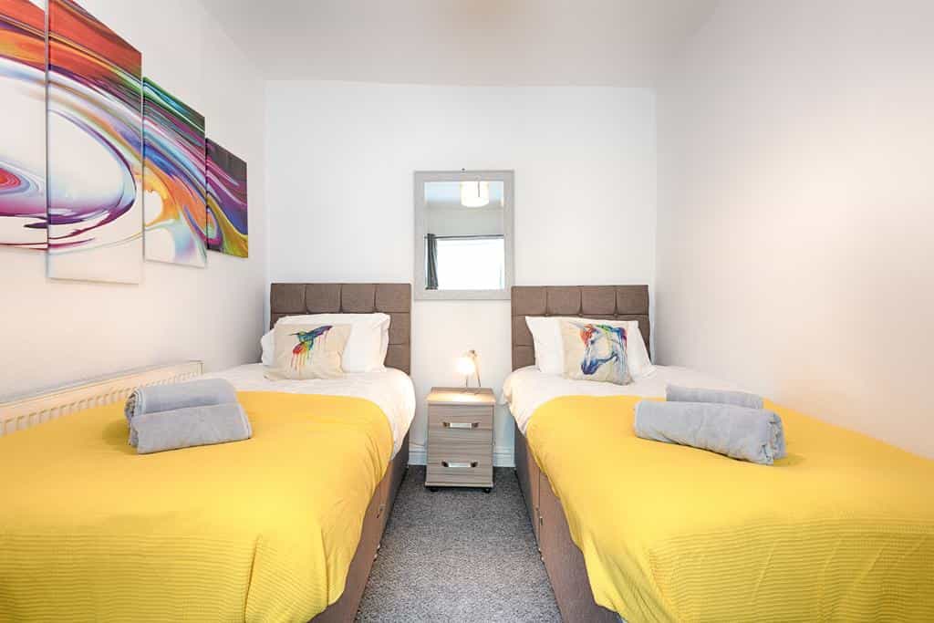 Fantastic Location 2