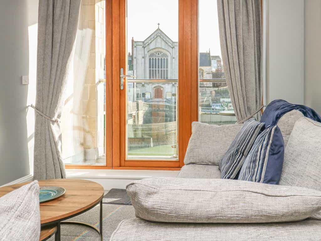 Harbourside Landing 1