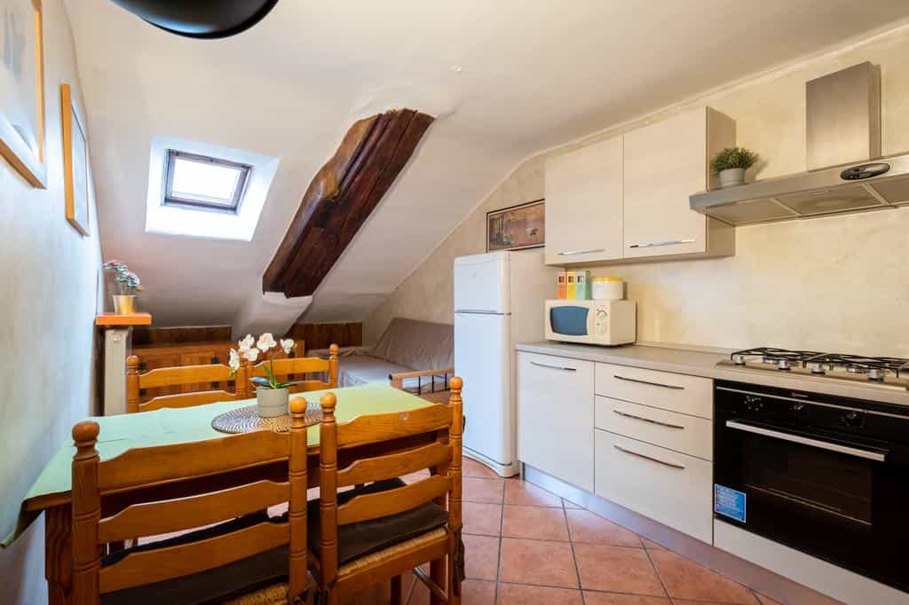 Mansarda xx settembre 72