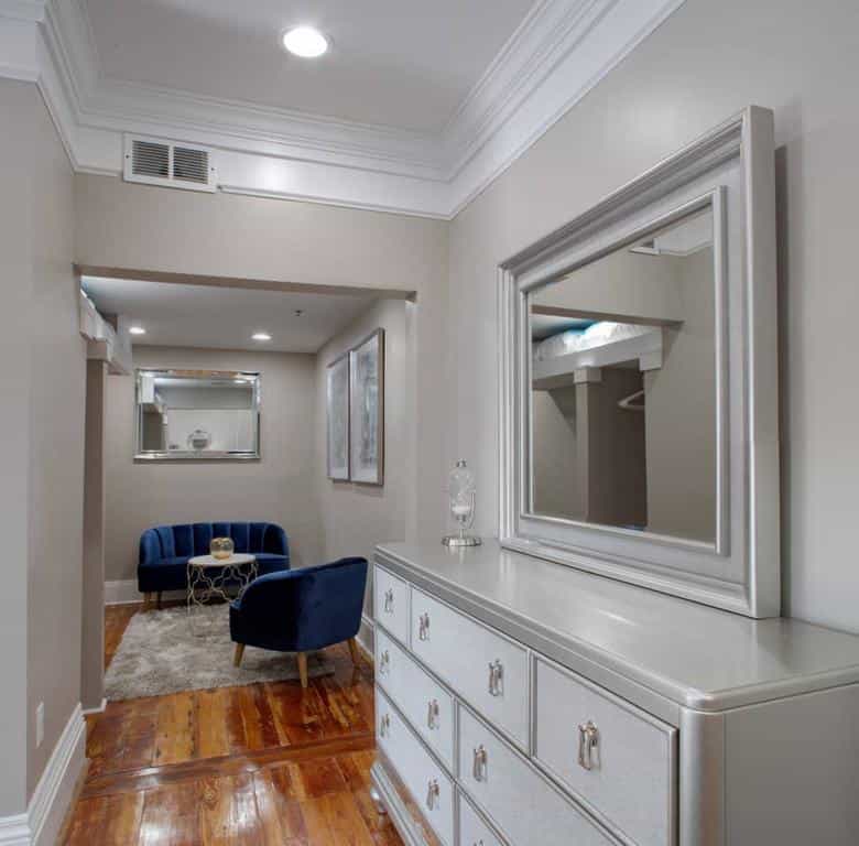 Sprawling Penthouse 3